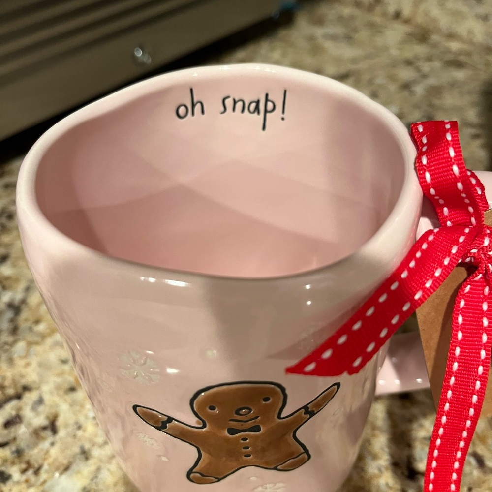 NEW Rae Dunn Christmas Mug with Gingerbread Design - Picture 2 of 3